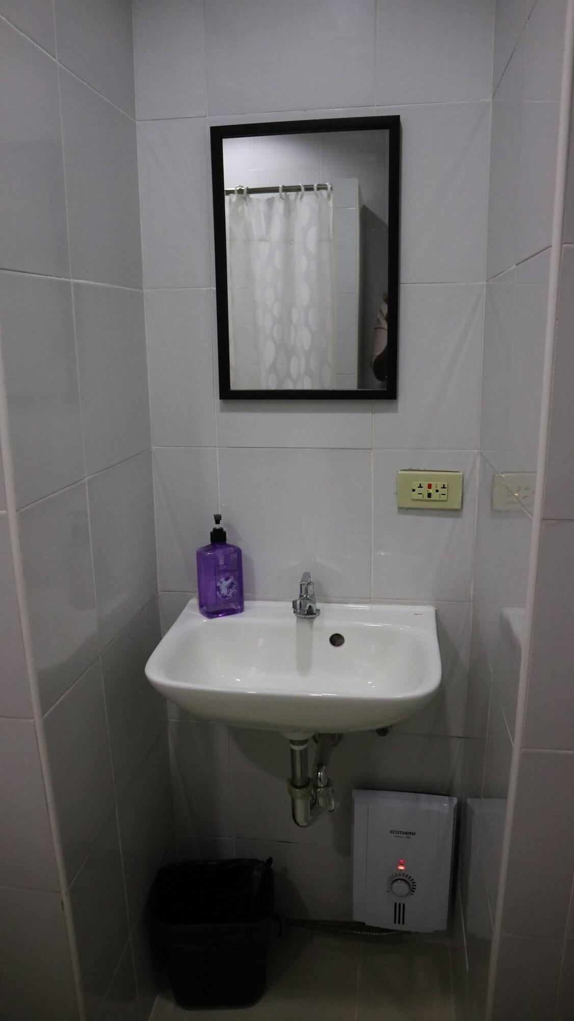 Doniti Suites And Events Place Mandaluyong Eksteriør bilde